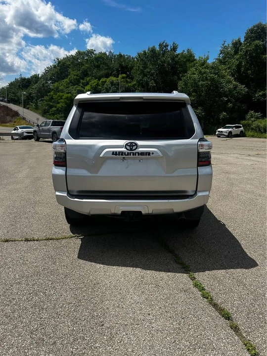 2018 Toyota 4Runner 5th Gen - Image 4 of 14