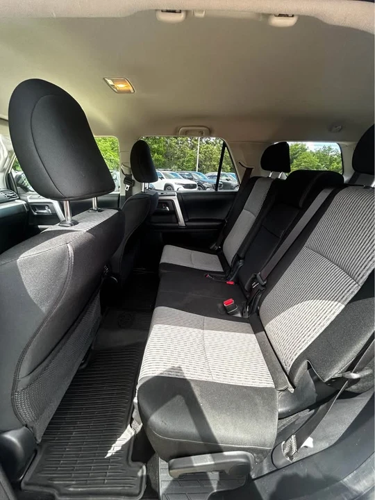 2018 Toyota 4Runner 5th Gen - Image 11 of 14