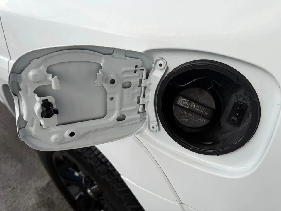 2018 Toyota 4Runner 5th Gen - Image 12 of 14