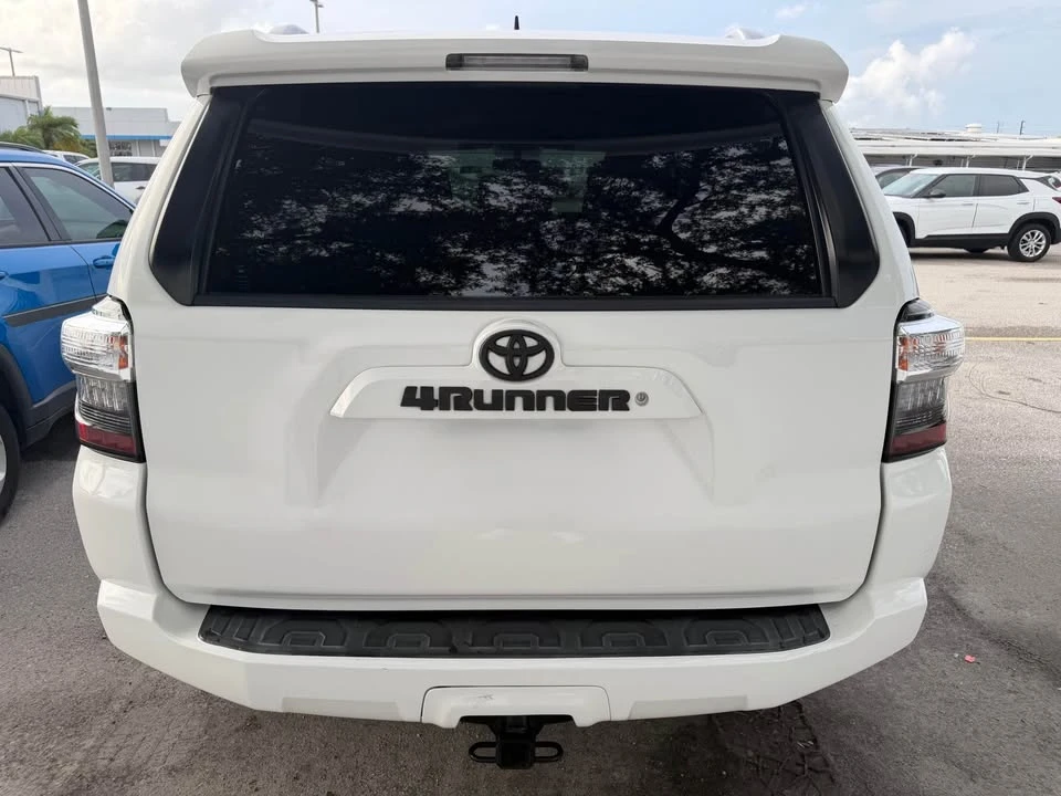 2018 Toyota 4Runner 5th Gen - Image 5 of 14