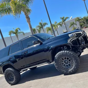 2018 Toyota 4Runner SR5 Sport Utility 4D