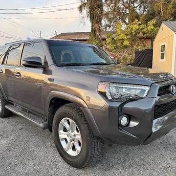 2018 Toyota 4Runner SR5 Sport Utility 4D