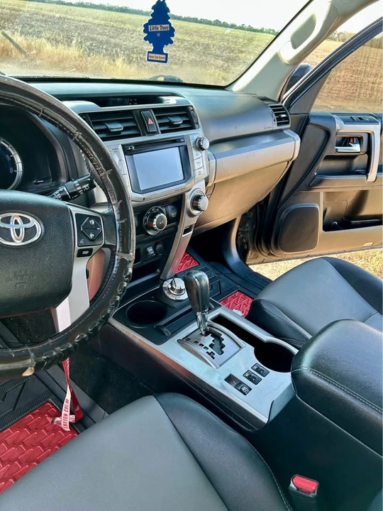2018 Toyota 4Runner 5th Gen - Image 17 of 20