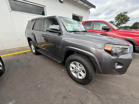 2018 Toyota 4Runner SR5 Sport Utility 4D
