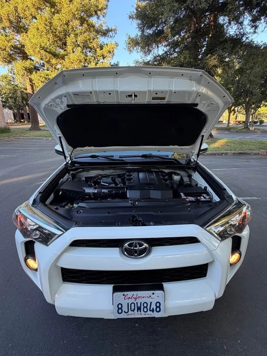 2018 Toyota 4Runner 5th Gen - Image 18 of 20
