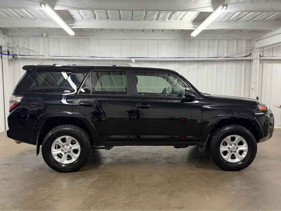 2018 Toyota 4Runner 5th Gen - Image 9 of 20