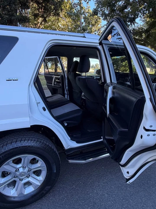2018 Toyota 4Runner 5th Gen - Image 9 of 20