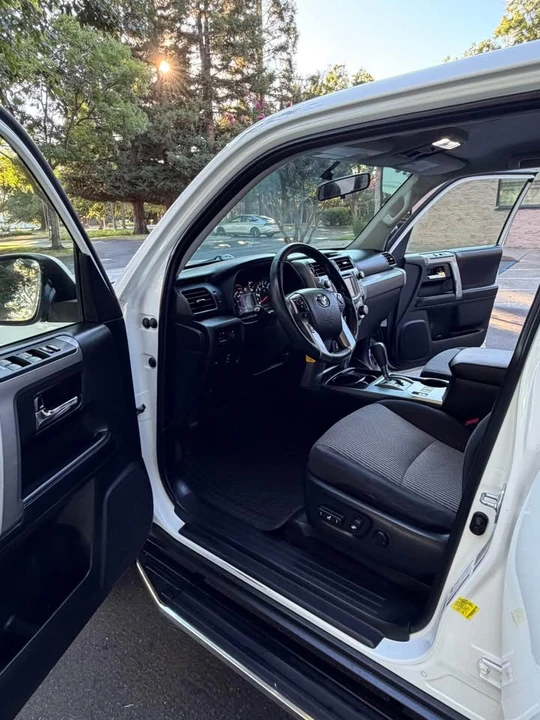 2018 Toyota 4Runner 5th Gen - Image 13 of 20