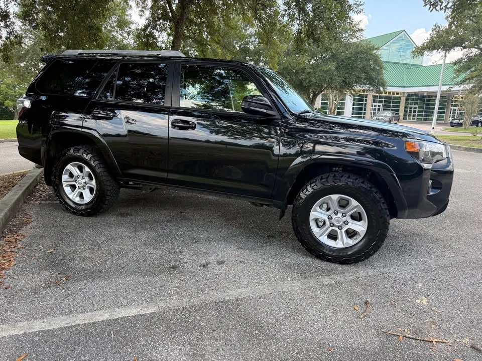2018 Toyota 4Runner 5th Gen - Image 4 of 15