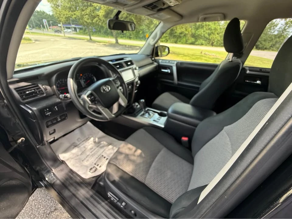 2018 Toyota 4Runner 5th Gen - Image 9 of 15