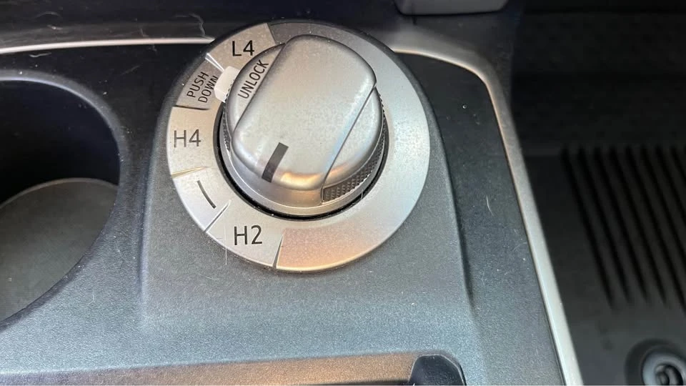 2018 Toyota 4Runner 5th Gen - Image 8 of 10