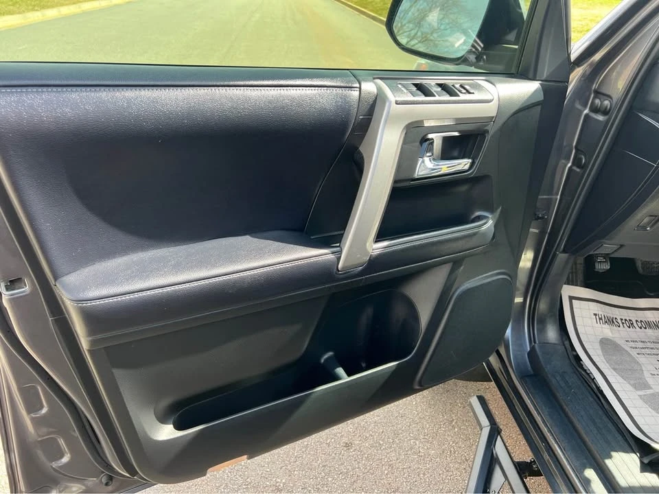 2018 Toyota 4Runner 5th Gen - Image 19 of 20