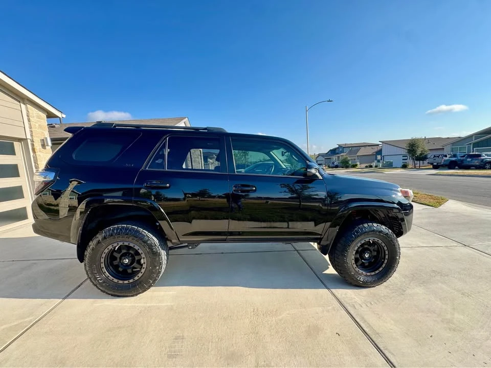 2018 Toyota 4Runner 5th Gen - Image 9 of 18