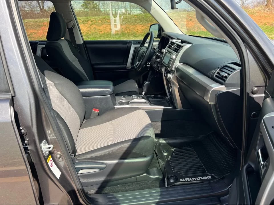 2018 Toyota 4Runner 5th Gen - Image 12 of 20