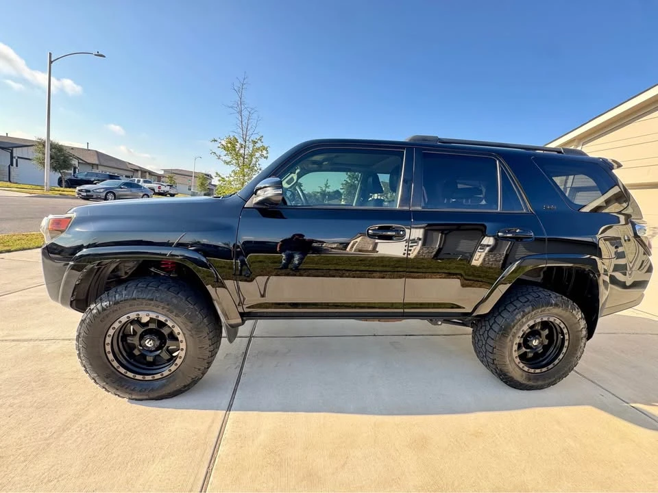2018 Toyota 4Runner 5th Gen - Image 13 of 18