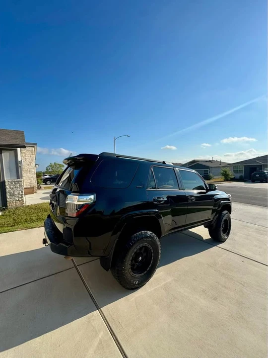 2018 Toyota 4Runner 5th Gen - Image 12 of 18