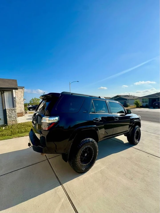 2018 Toyota 4Runner 5th Gen - Image 11 of 18