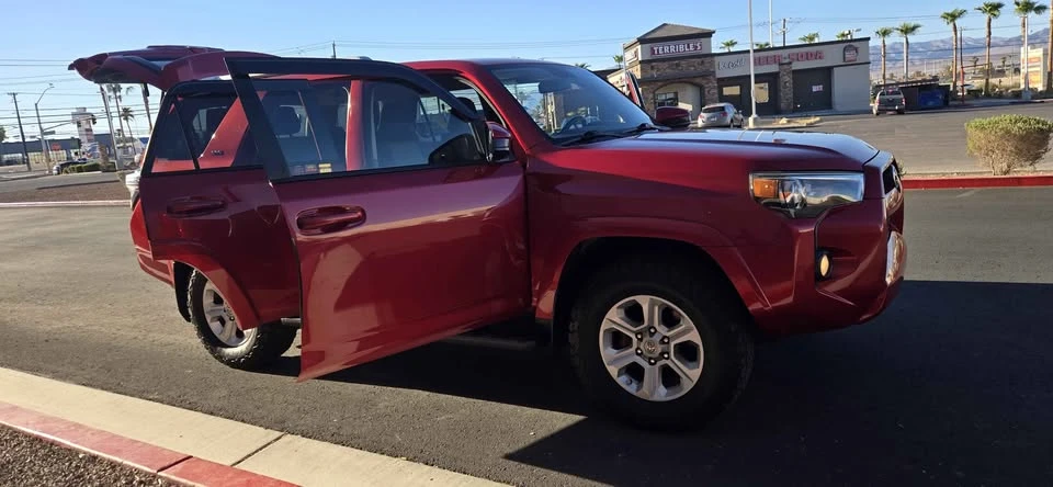 2018 Toyota 4Runner 5th Gen - Image 16 of 18
