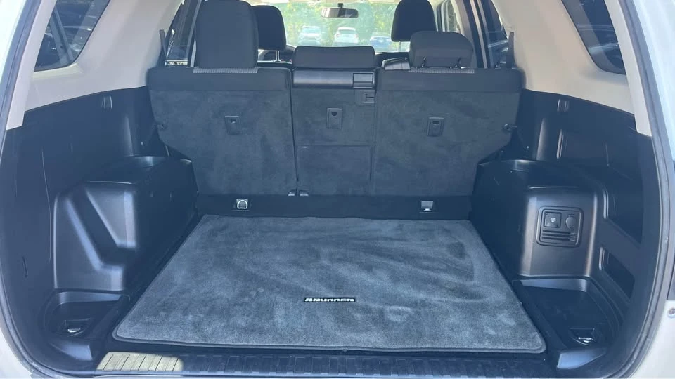 2018 Toyota 4Runner 5th Gen - Image 6 of 10