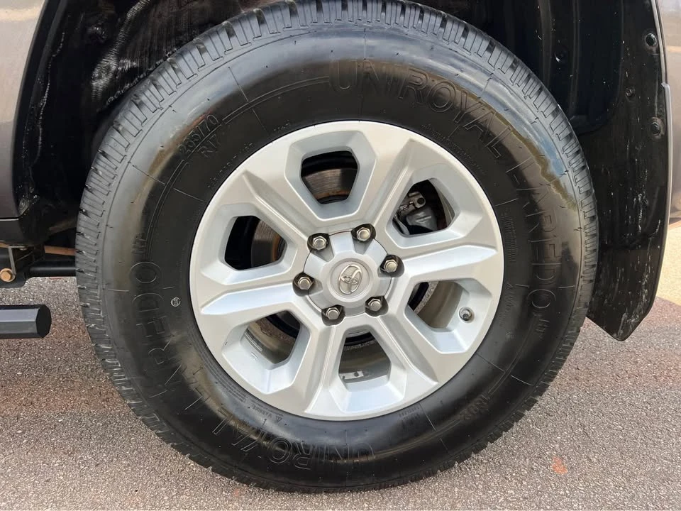 2018 Toyota 4Runner 5th Gen - Image 7 of 20