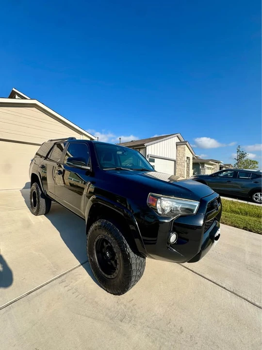 2018 Toyota 4Runner 5th Gen - Image 8 of 18