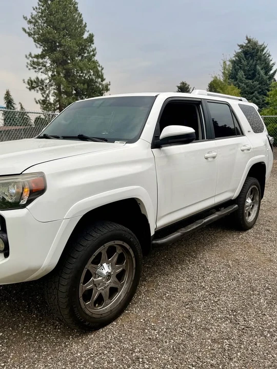 2018 Toyota 4Runner 5th Gen - Image 2 of 15