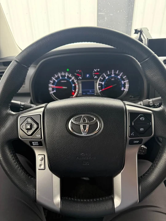 2018 Toyota 4Runner 5th Gen - Image 9 of 15