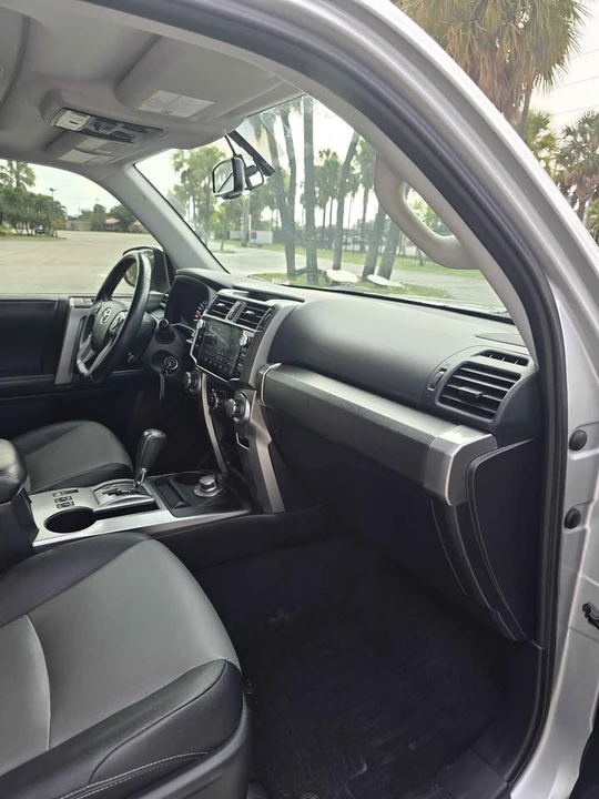 2018 Toyota 4Runner 5th Gen - Image 13 of 14