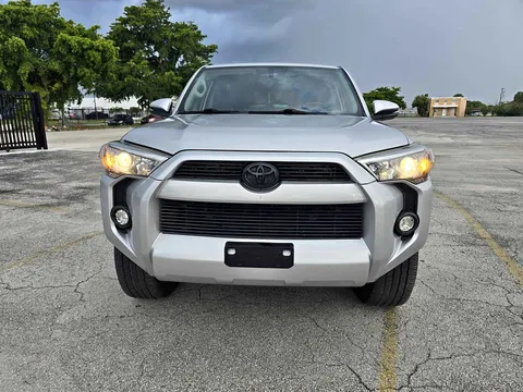 2018 Toyota 4Runner SR5 Sport Utility 4D
