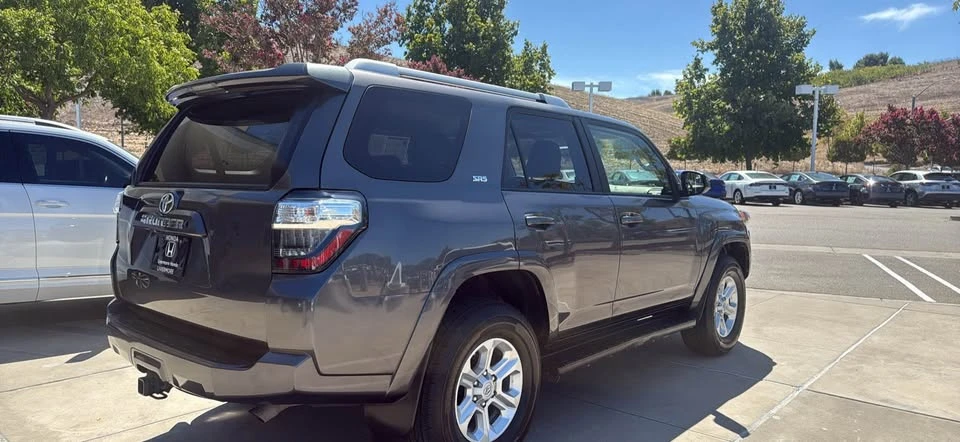 2018 Toyota 4Runner 5th Gen - Image 4 of 15