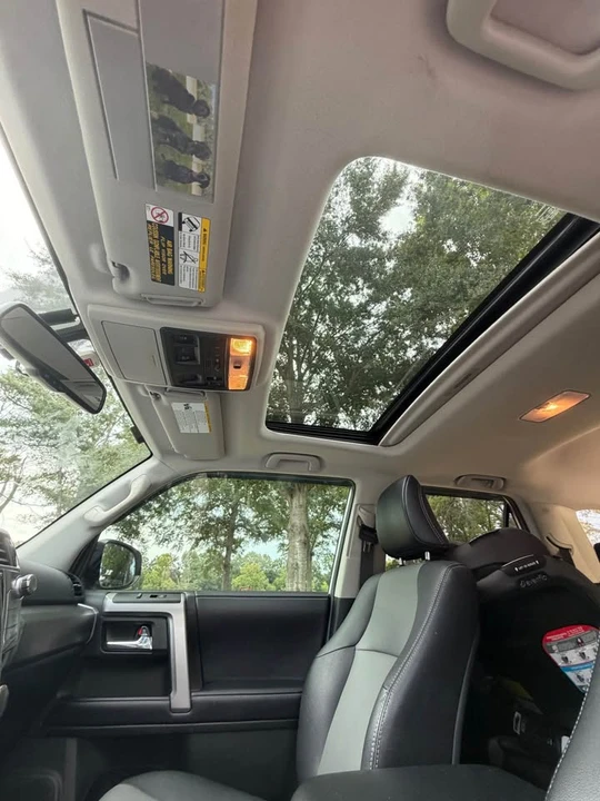 2018 Toyota 4Runner 5th Gen - Image 9 of 14