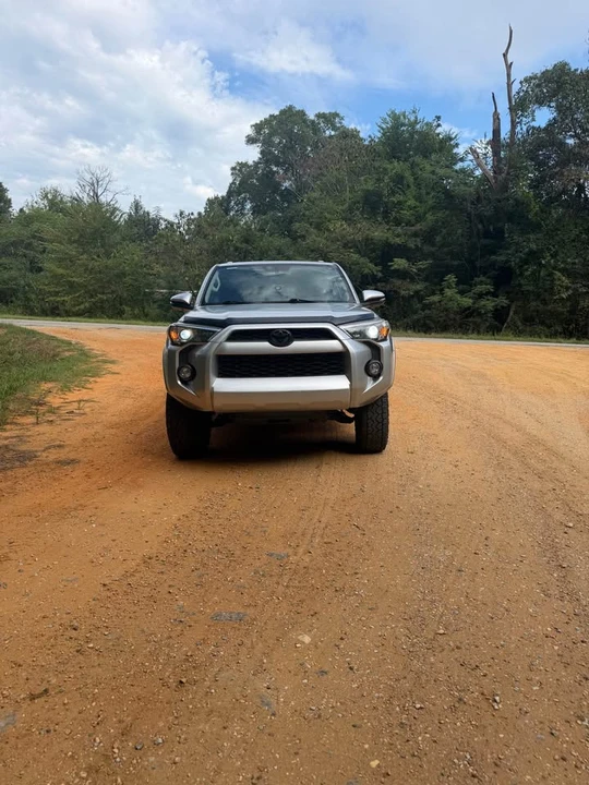 2018 Toyota 4Runner 5th Gen - Image 2 of 14
