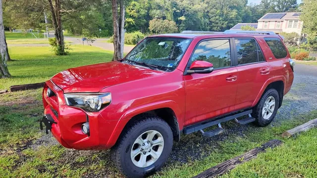 2018 Toyota 4Runner SR5 Sport Utility 4D