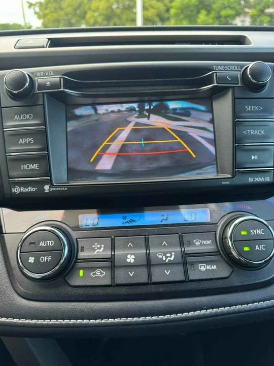 2018 Toyota 4Runner 5th Gen - Image 7 of 9