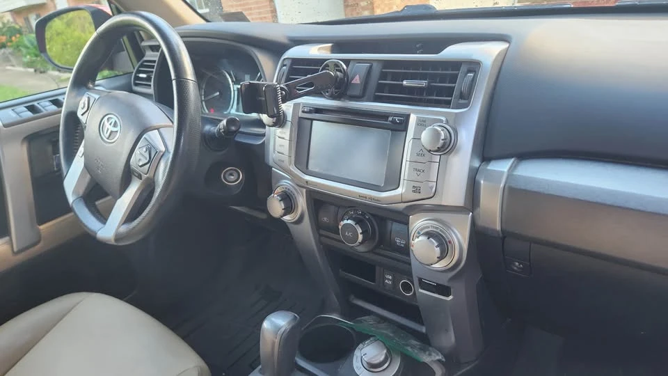2018 Toyota 4Runner 5th Gen - Image 8 of 9