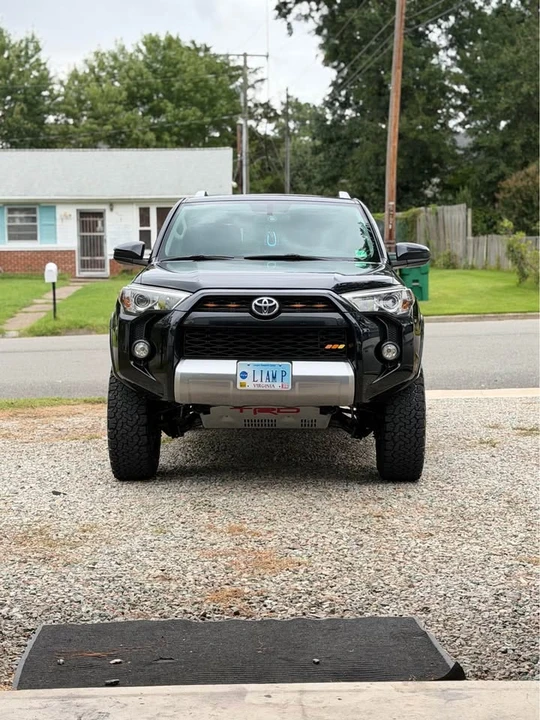 2018 Toyota 4Runner 5th Gen - Image 15 of 16
