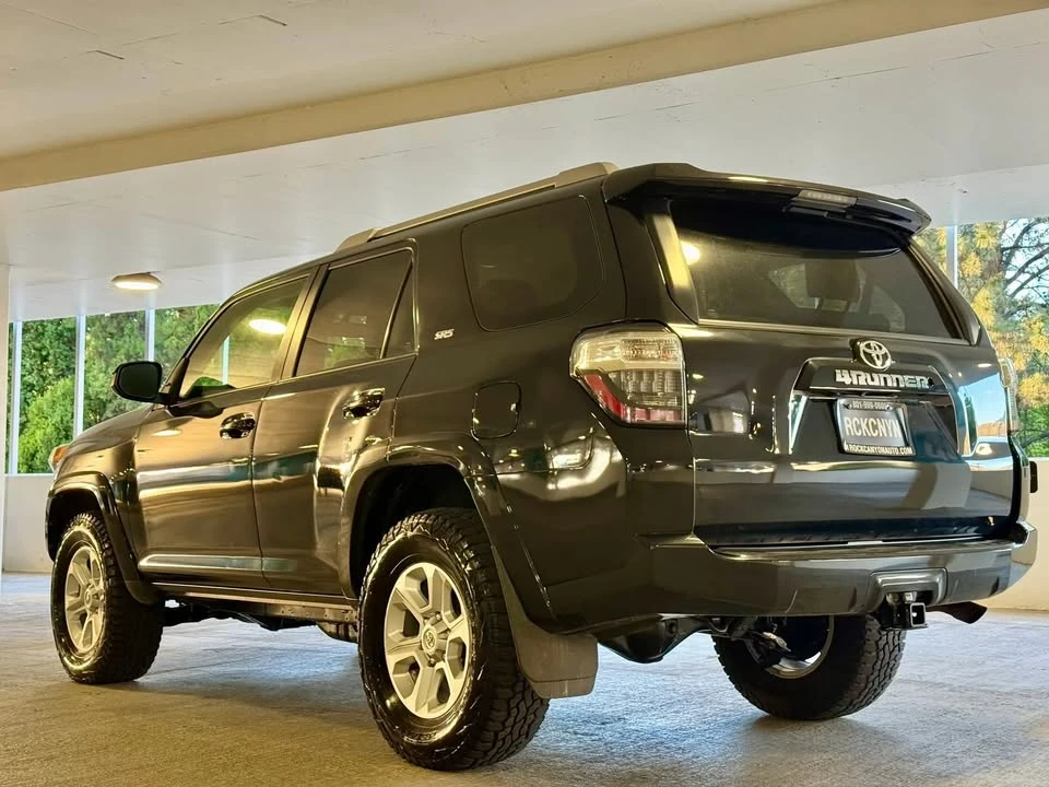 2018 Toyota 4Runner 5th Gen - Image 4 of 20