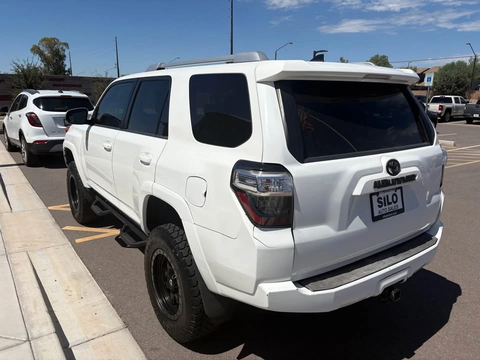 2018 Toyota 4Runner 5th Gen - Image 8 of 12