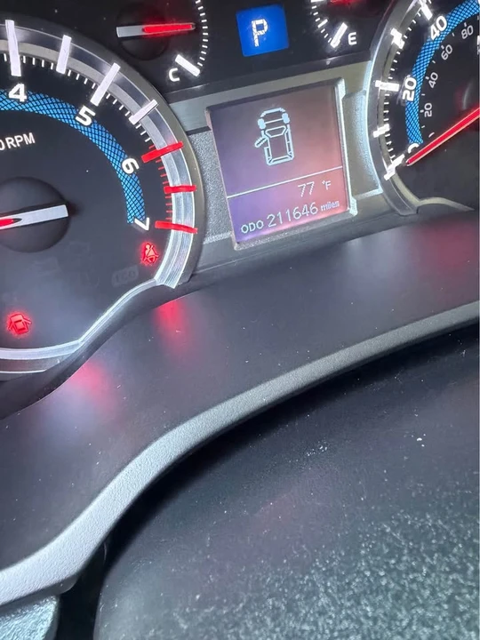 2018 Toyota 4Runner 5th Gen - Image 5 of 16