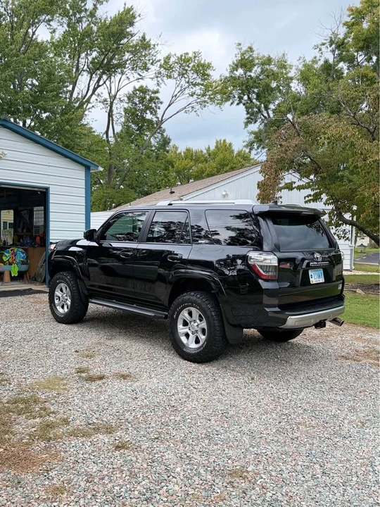 2018 Toyota 4Runner 5th Gen - Image 4 of 16