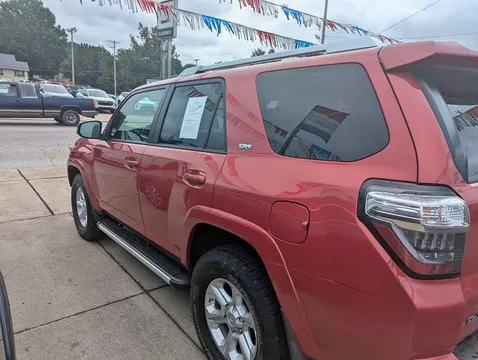 2018 Toyota 4Runner SR5 Sport Utility 4D