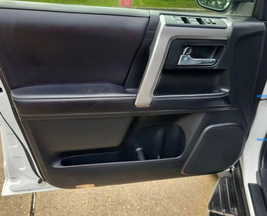 2018 Toyota 4Runner 5th Gen - Image 5 of 10