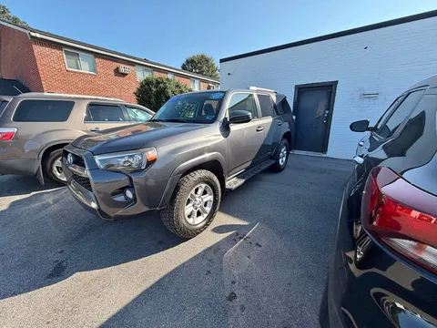2018 Toyota 4Runner SR5 Sport Utility 4D