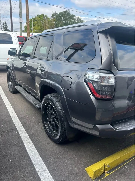 2018 Toyota 4Runner 5th Gen - Image 3 of 6