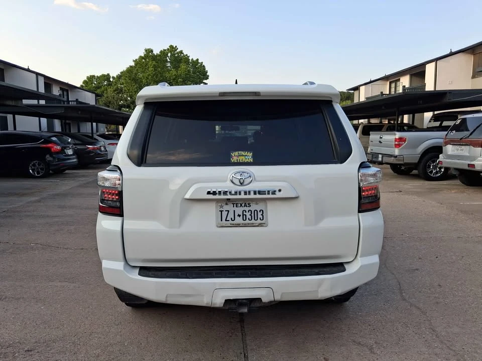 2018 Toyota 4Runner 5th Gen - Image 8 of 20