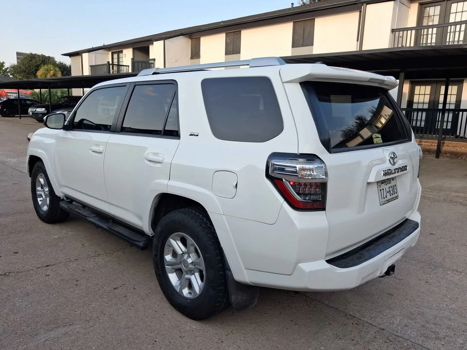 2018 Toyota 4Runner 5th Gen - Image 9 of 20