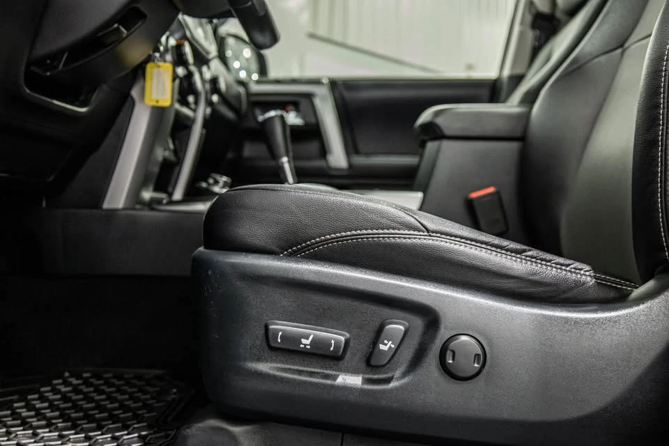 2018 Toyota 4Runner 5th Gen - Image 14 of 20