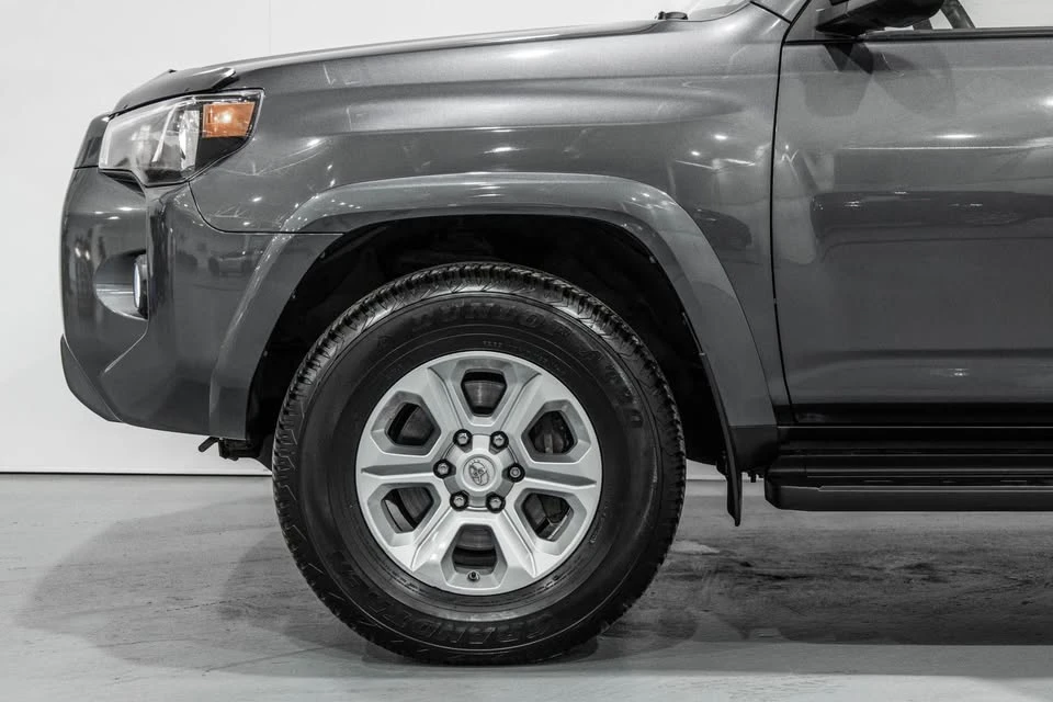 2018 Toyota 4Runner 5th Gen - Image 6 of 20