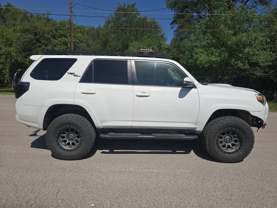 2018 Toyota 4Runner 5th Gen - Image 3 of 17