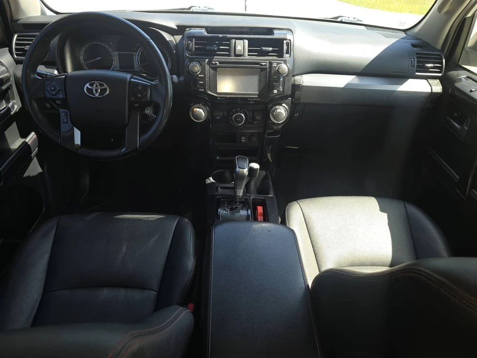 2018 Toyota 4Runner 5th Gen - Image 15 of 17